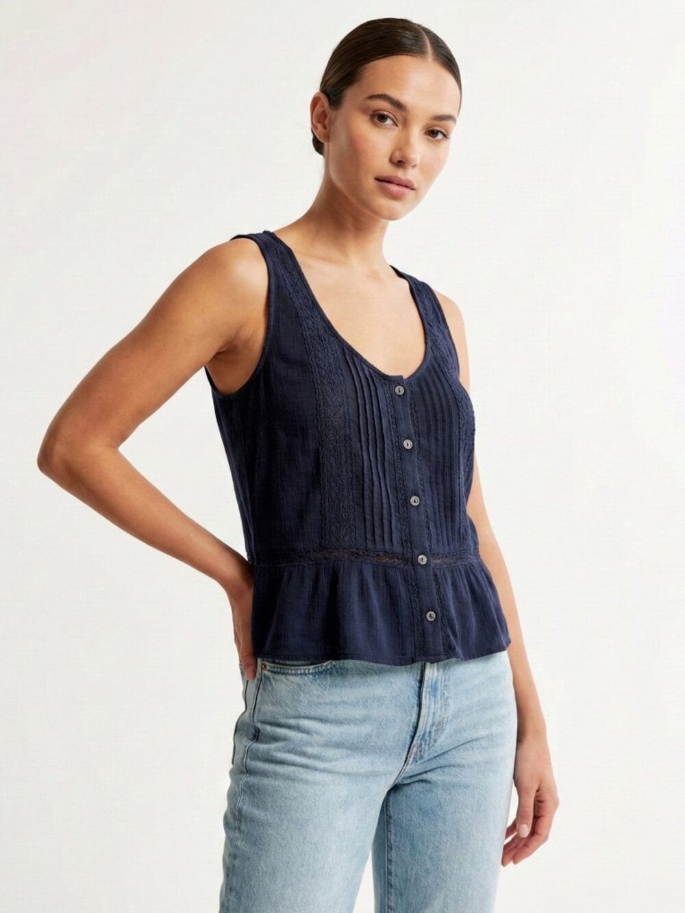 Abercrombie & Fitch Navy Sleeveless Top size Small